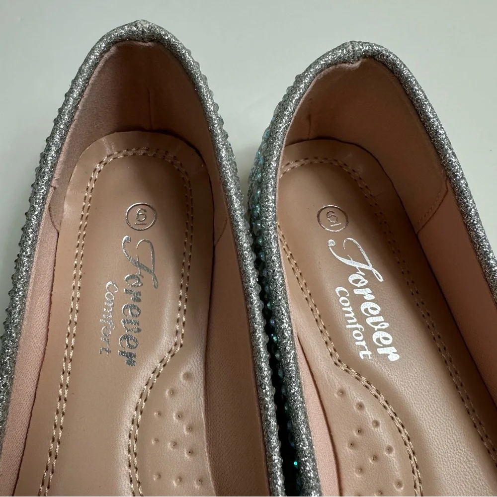 New! Forever Comfort jeweled flats